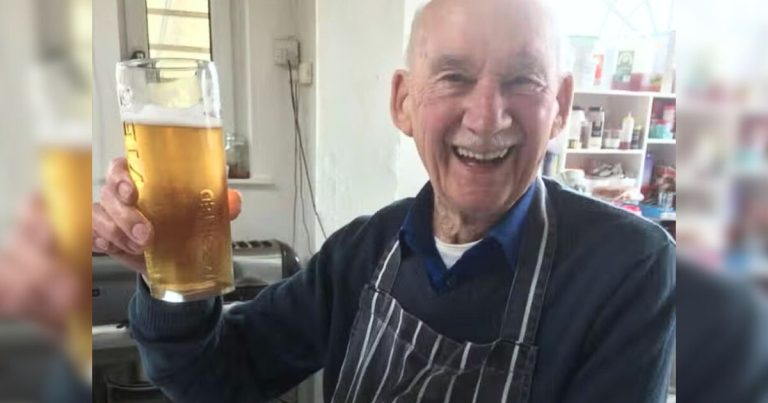 89-Year-Old Man Swears He’s ‘Dying Of Boredom’ – So He Places This Peculiar Ad In Paper